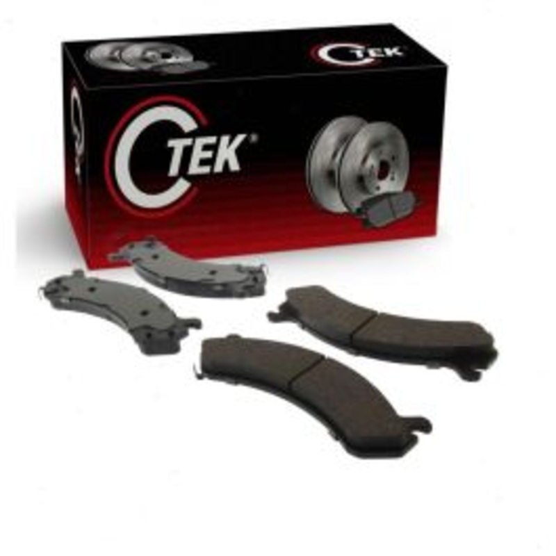 Centric CTEK Front Disc Brake Pad Set for 2002-2006 Chevrolet Avalanche 2500