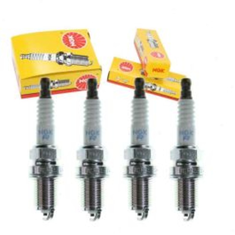 4 pc NGK Standard Spark Plugs for 1998-2000 Mercedes-Benz SLK230 2.3L L4