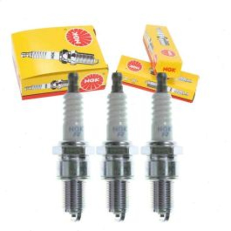 3 pc NGK Standard Spark Plugs for 1988-1992 Daihatsu Charade 1.0L L3