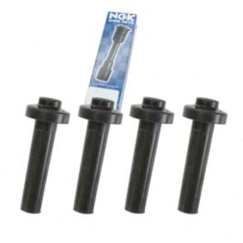 4 pc NGK Ignition Coil Boots for 2000 Saturn LW1 2.2L L4