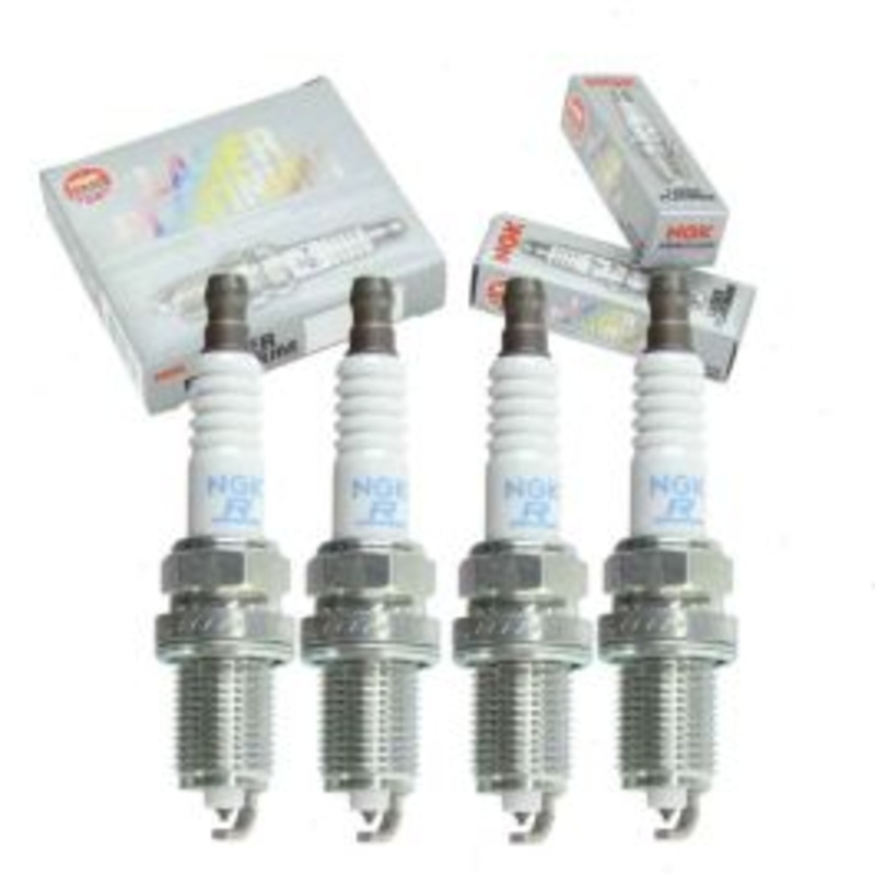 4 pc NGK Laser Platinum Spark Plugs for 1995-1997 Toyota Previa 2.4L L4