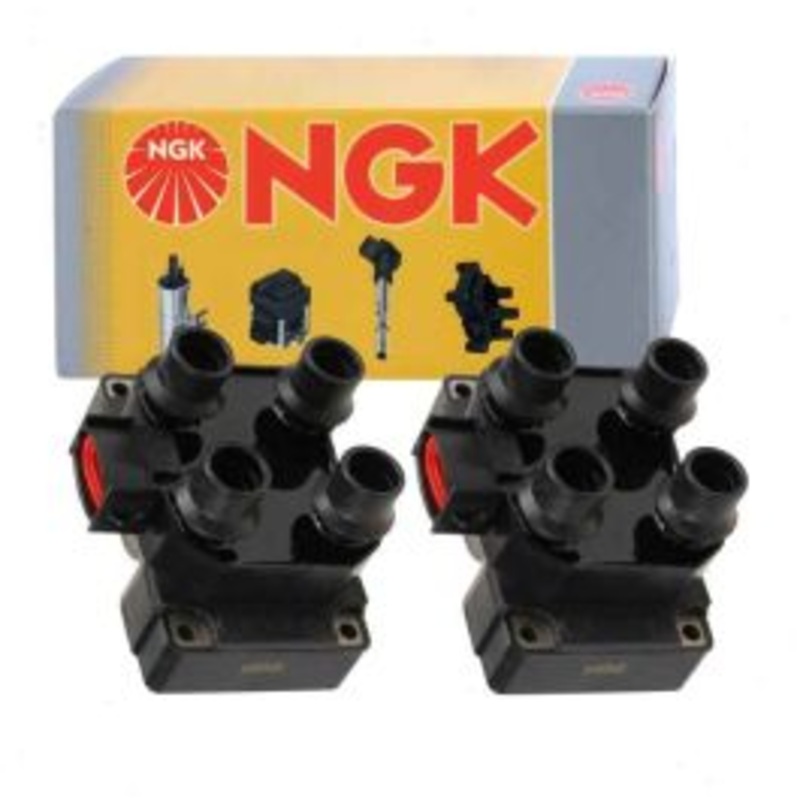 2 pc NGK Ignition Coils for 1995-1997 Lincoln Continental 4.6L V8