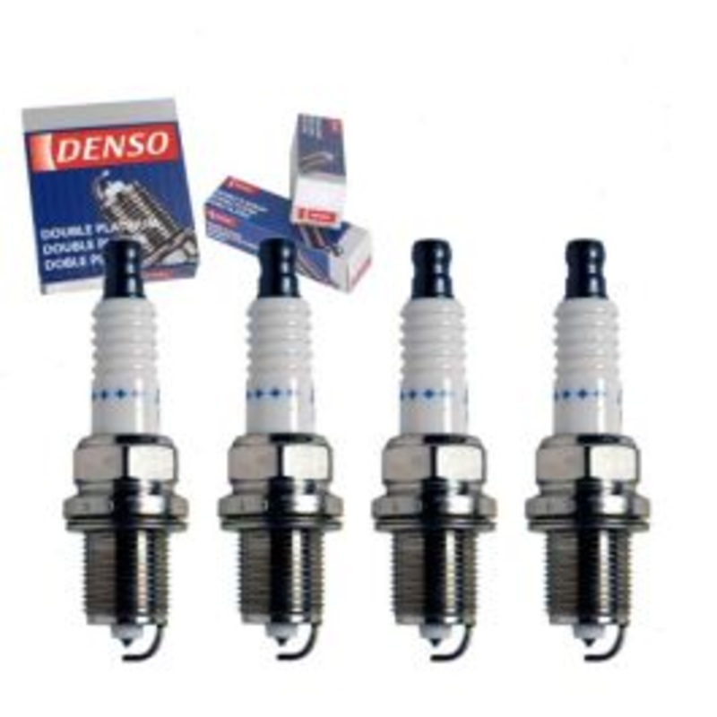 4 pc DENSO Double Platinum Spark Plugs for 2000 Plymouth Voyager 2.4L L4