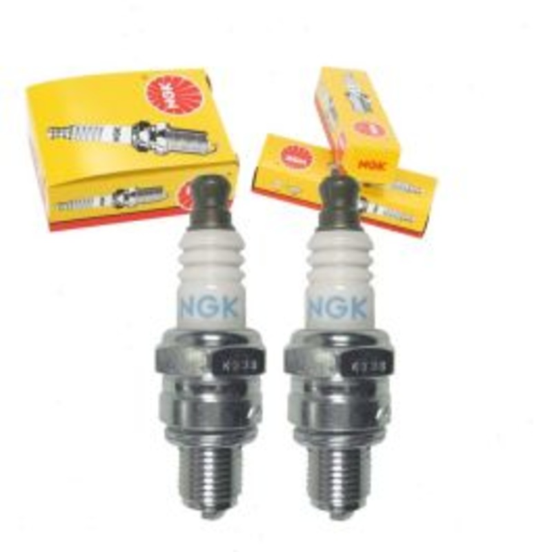 2 pc NGK Standard 6785 CMR7H BLYB Spark Plugs