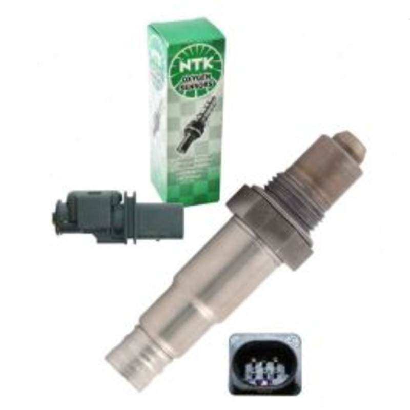 NGK NTK Upstream Air Fuel Ratio Sensor for 2015-2018 Audi Q3 Quattro 2.0L L4