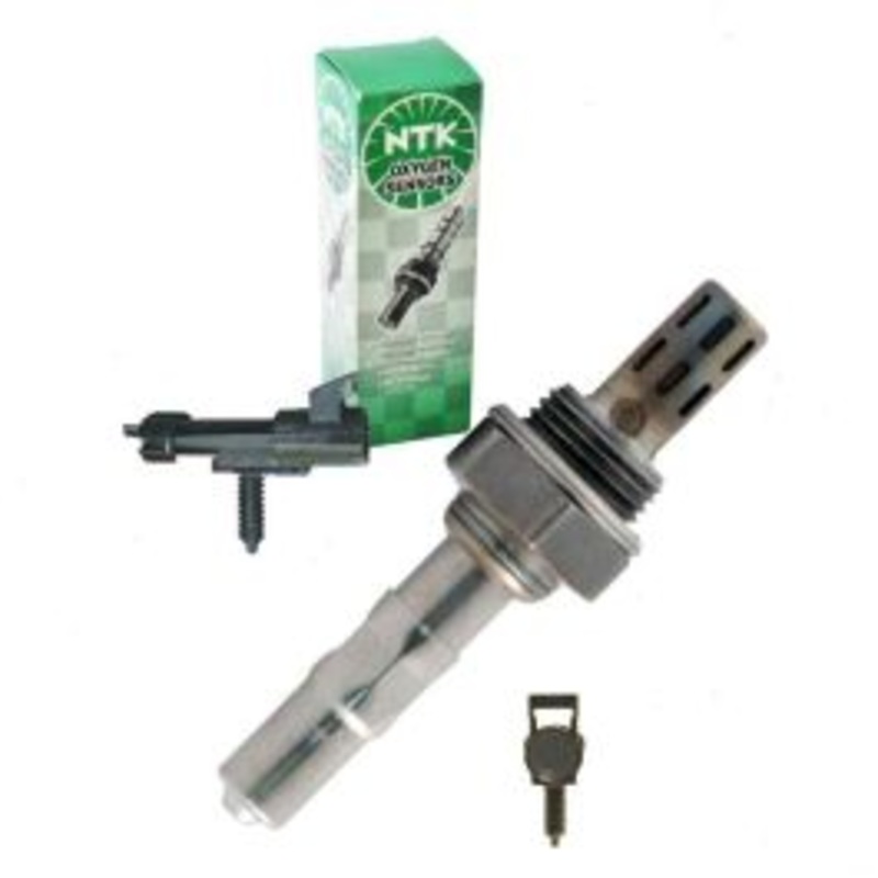 NGK NTK Upstream Oxygen (O2) Sensor for 1995-2002 Saturn SL2 1.9L L4