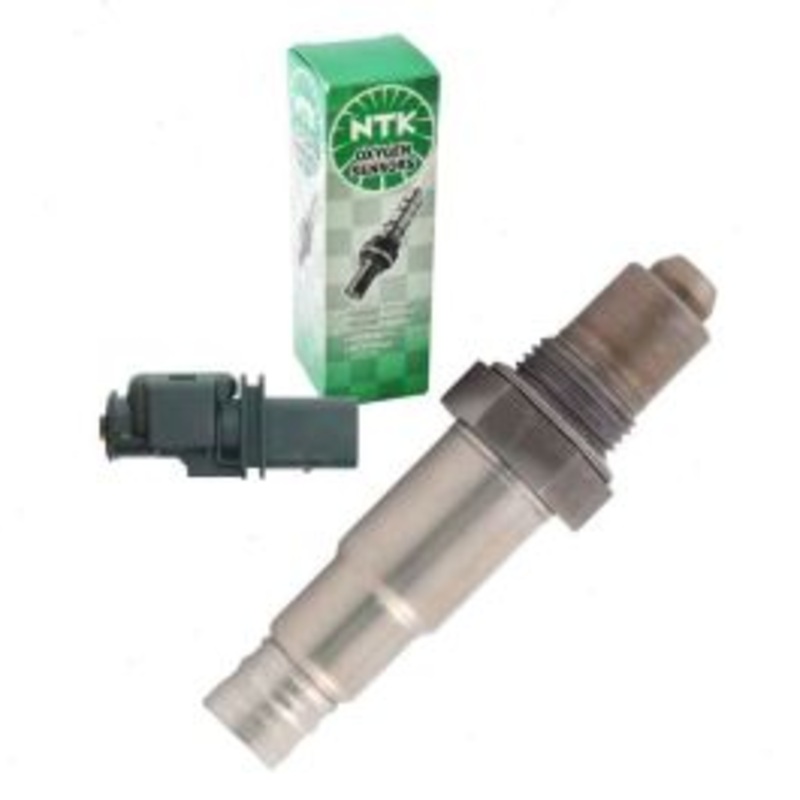 NGK NTK Upstream Air Fuel Ratio Sensor for 2012-2014 Volkswagen Passat 2.0L L4
