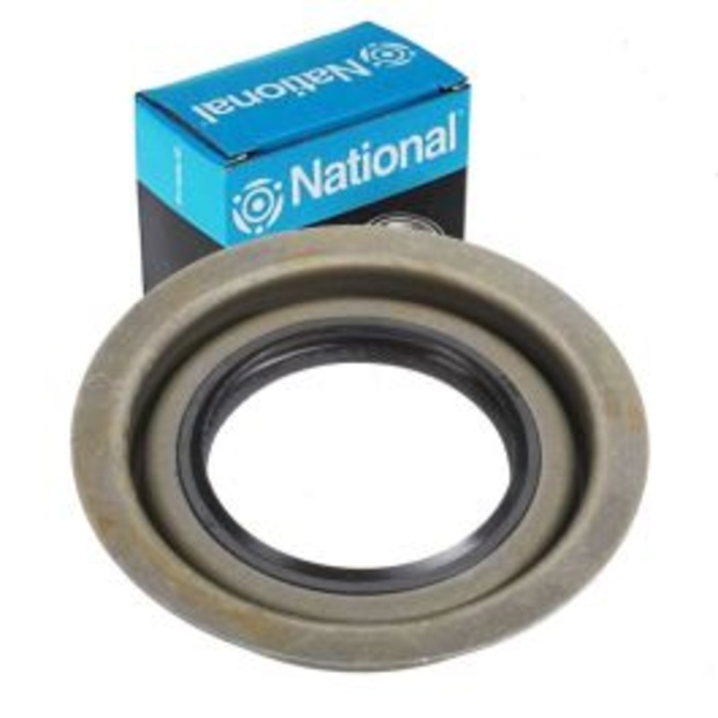 National Rear Outer Differential Pinion Seal for 1969-1972 Fargo D100 Pickup