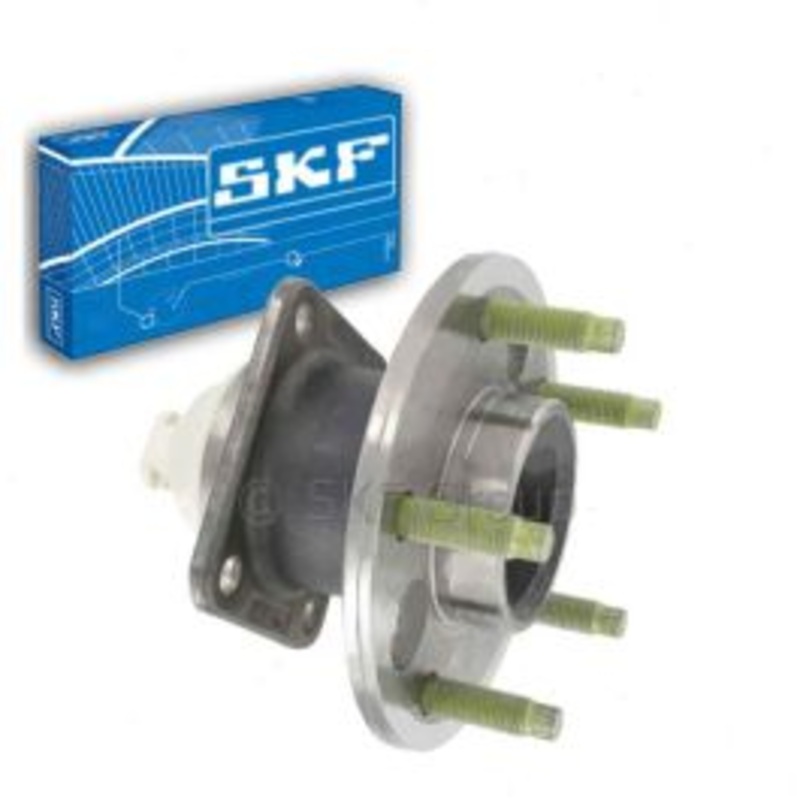 SKF Rear Axle Bearing and Hub Assembly for 2002-2005 Pontiac Montana