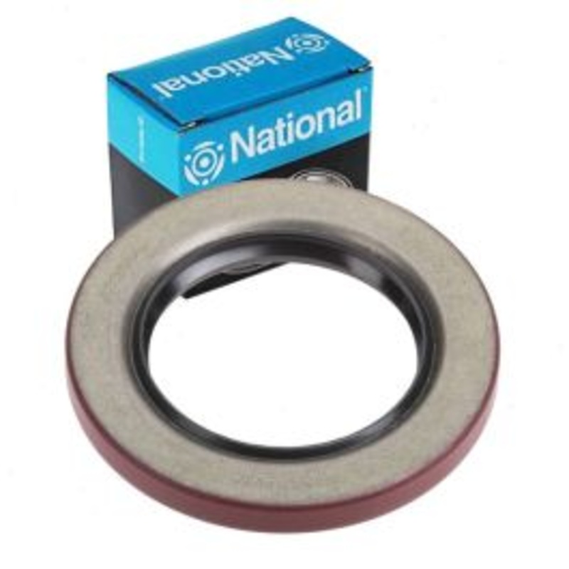 National Front Axle Spindle Seal for 1975-1977 Chevrolet K20